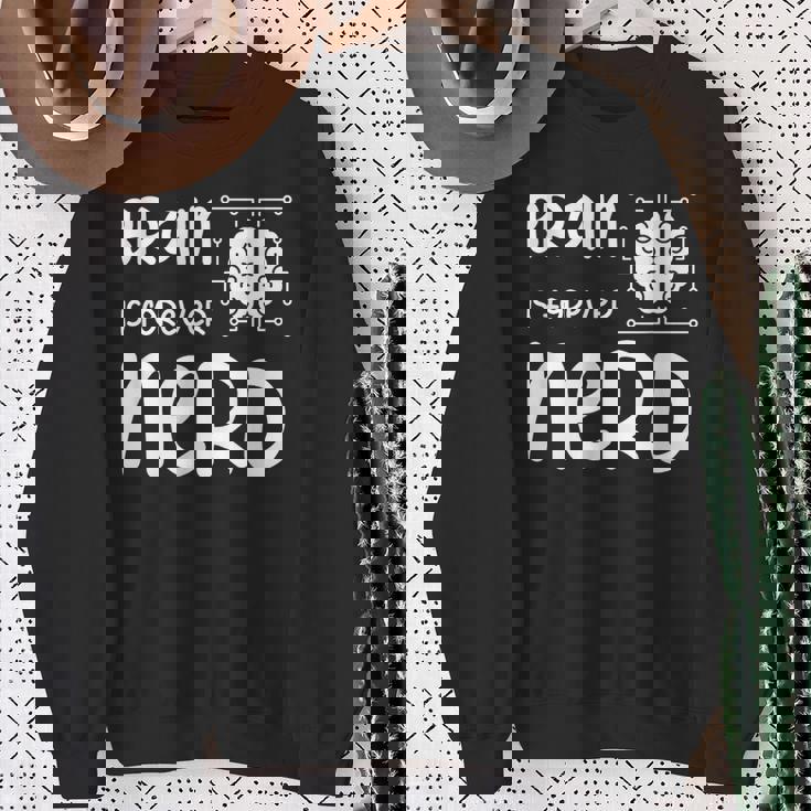 ヴィンテージ NERDファレル Brain Is Forever Nerd ギフトアイデア スウェットシャツ 年配の女性への贈り物