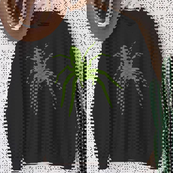 大きな蜘蛛とタランチュラと蜘蛛の巣 蜘蛛が好きです。 スウェットシャツ 年配の女性への贈り物