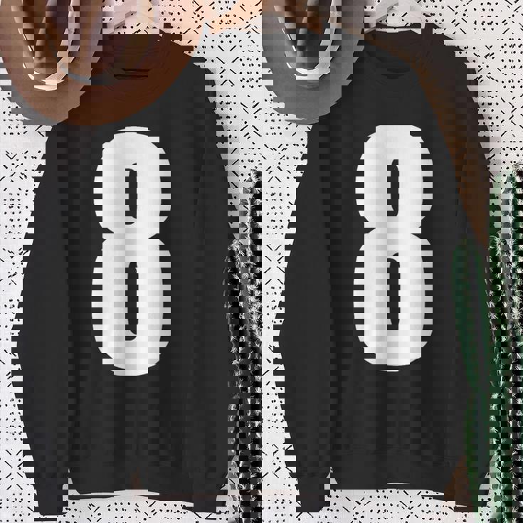 数字 8 数字 8 プレーン 白 数字 スウェットシャツ 年配の女性への贈り物