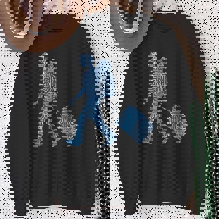 旅への冒険心を抱くシルエットデザイン 世界を巡る旅人たち スウェットシャツ 年配の女性への贈り物