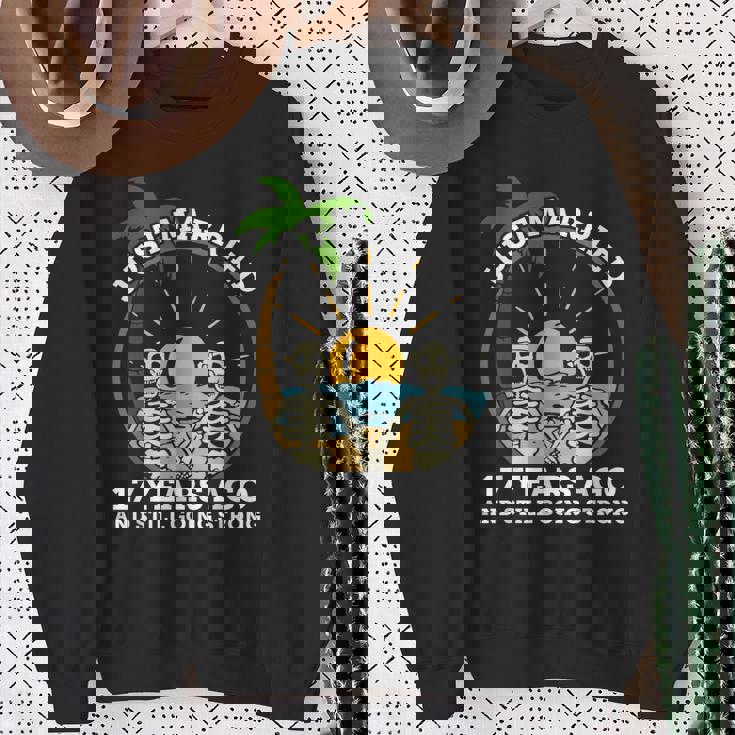 結婚記念日 カップル 結婚17年前 スケルトン スウェットシャツ 年配の女性への贈り物