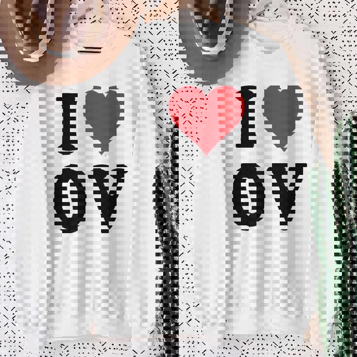 I Heart Ov Initials I Love OV First And Last Name O スウェットシャツ 年配の女性への贈り物