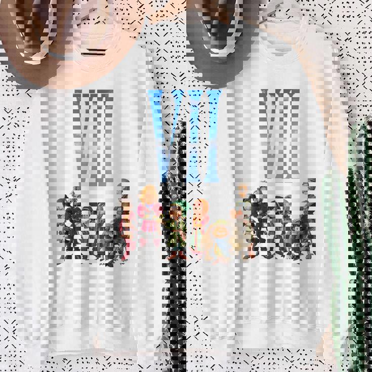 【公式】『ドラゴンクエストvii Reimagined』冒険者パーティ スウェットシャツ 年配の女性への贈り物