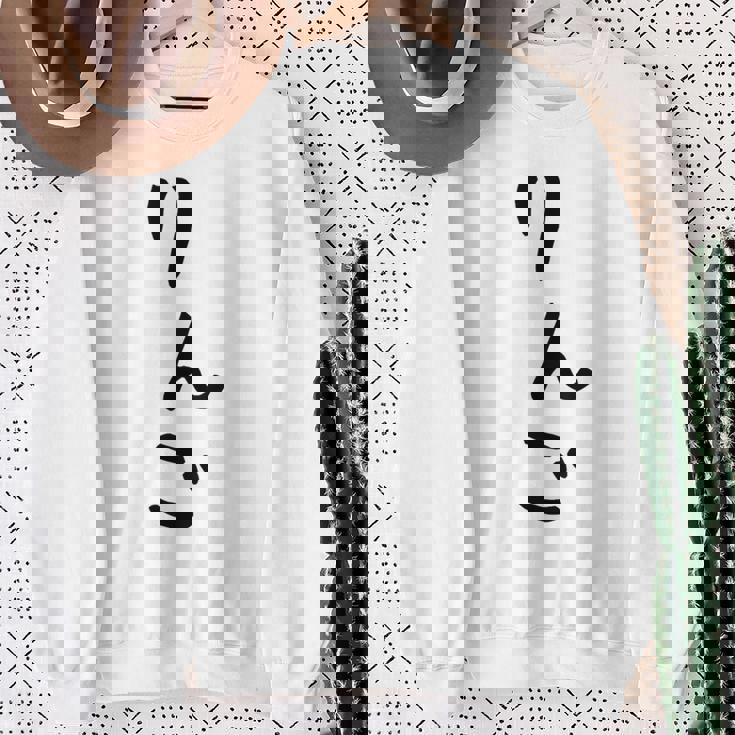 おもしろtシャツ【りんご】かわいい ギャグ ネタ ウケ狙い 贈り物 ギフト スウェットシャツ 年配の女性への贈り物