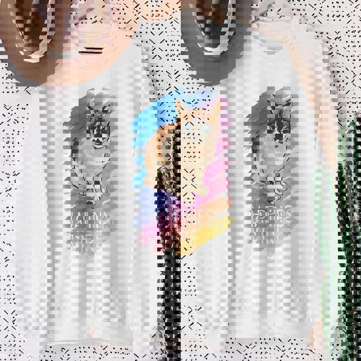 シャム猫 ラグドール ネコ 青い瞳 ブルーアイ かわいい 癒し 幸せ 前向き 猫好き グラデーション スウェットシャツ 年配の女性への贈り物