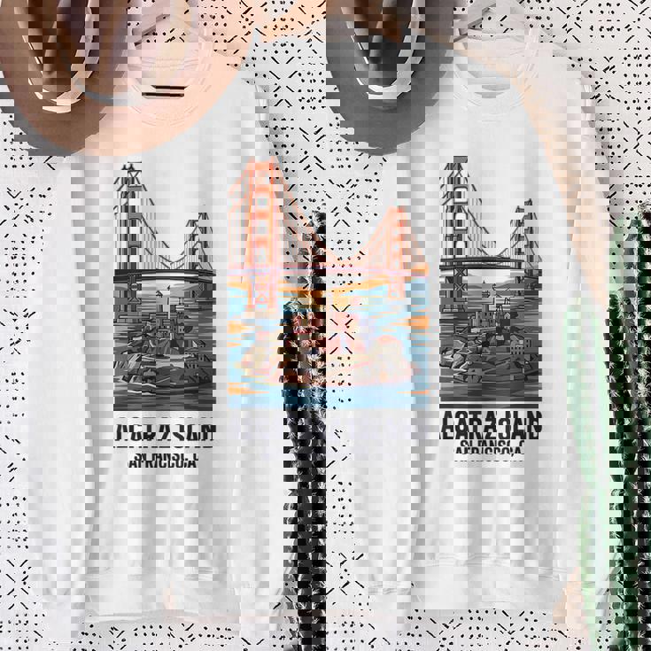 ヴィンテージ アルカトラズ島 サンフランシスコ ゴールデンゲート ベイエリア スウェットシャツ 年配の女性への贈り物