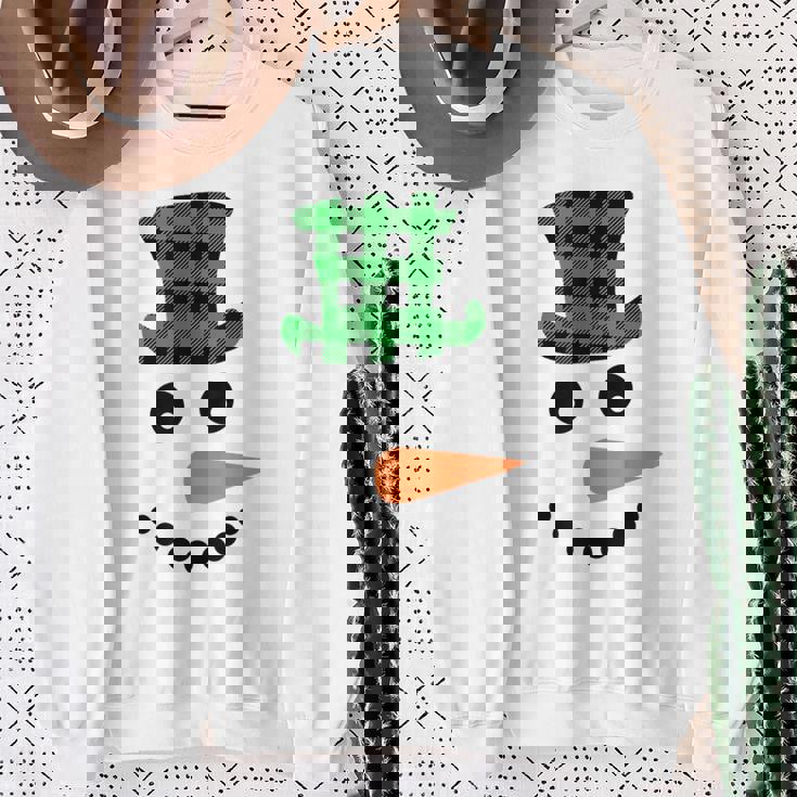 雪だるま 顔 にんじん鼻 クリスマス 冬 格子柄 サンタハット スウェットシャツ 年配の女性への贈り物