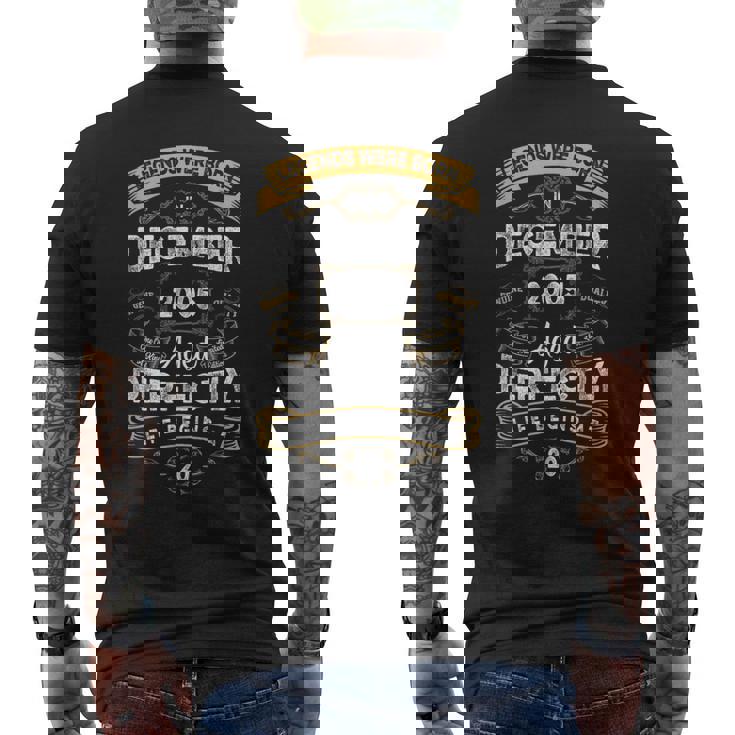 2005年12月に誕生したヴィンテージ20歳の誕生日レジェンド。 メンズTシャツ バックプリント