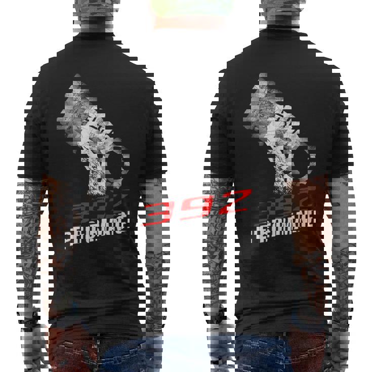 392 パフォーマンス レース ピストン 64 カー メンズTシャツ バックプリント