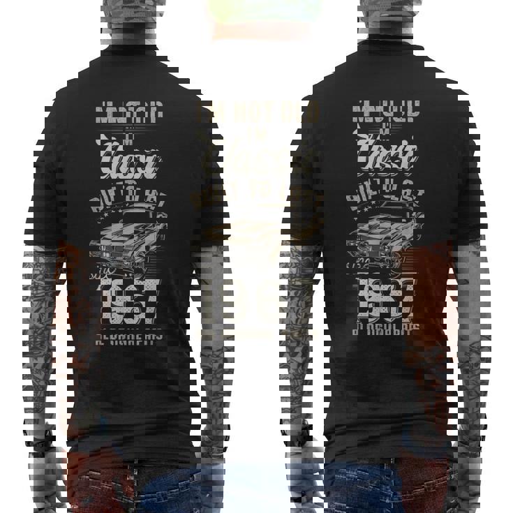 59歳の誕生日 1967年生まれのクラシックカー メンズTシャツ バックプリント