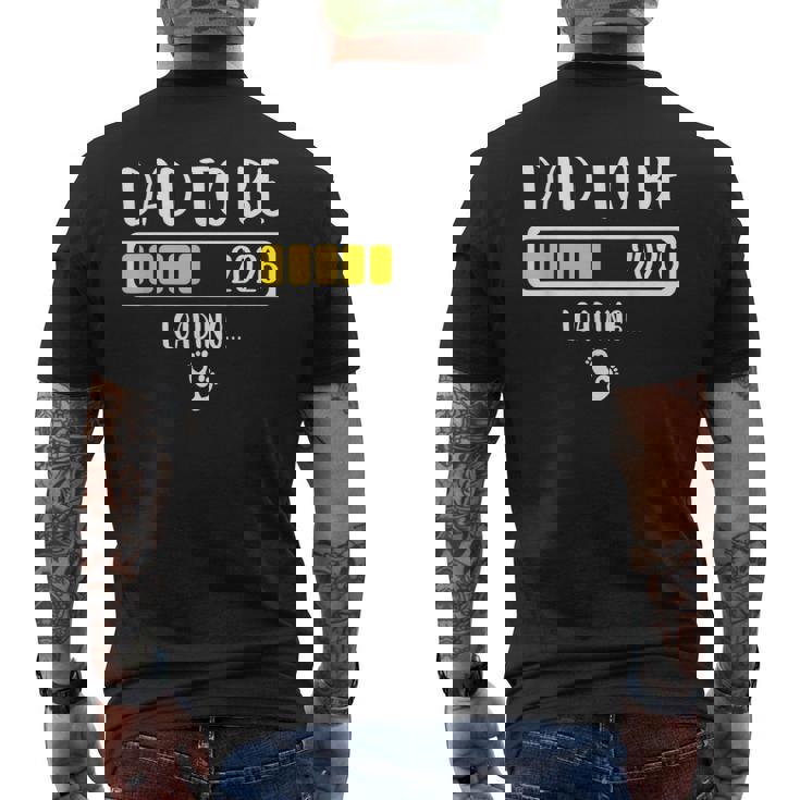 Dad To Be 2026 New Dad Loading 2026 Daddy To Be T-shirt da uomo con stampa posteriore