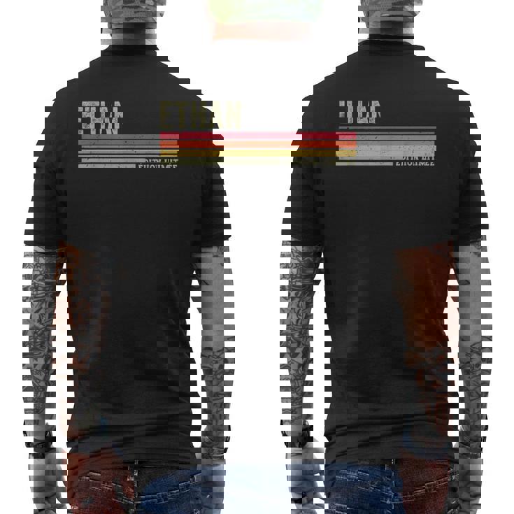 Humour Phrase Drôle Ethan Prénom Personnalisé Ethan T-shirt imprimé au dos