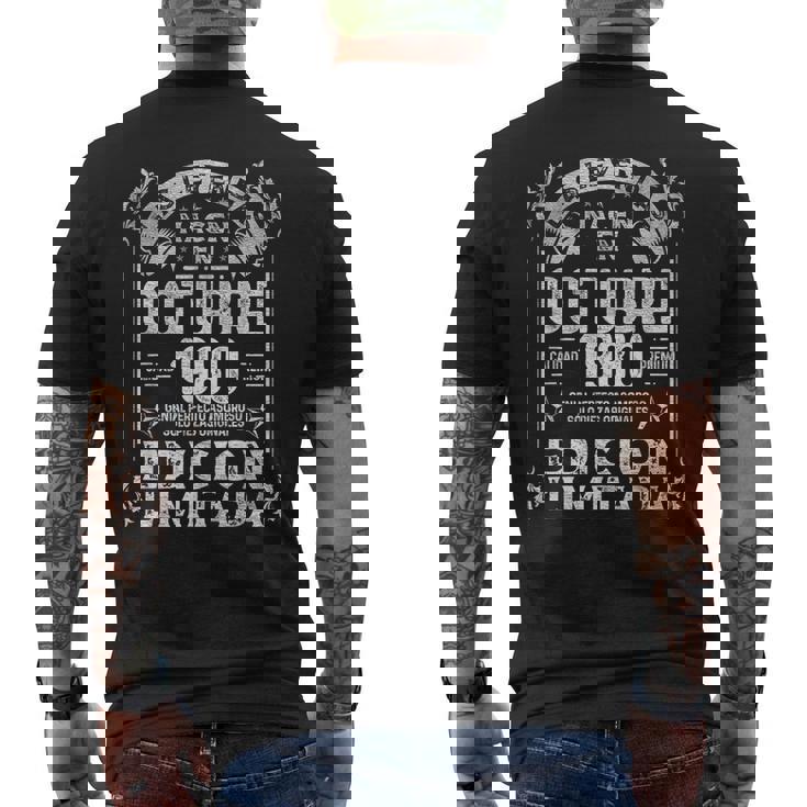 Las Leyendas Nacen En Octubre De 1980 45 Años Cumpleaños Camiseta Hombre Estampado Espalda