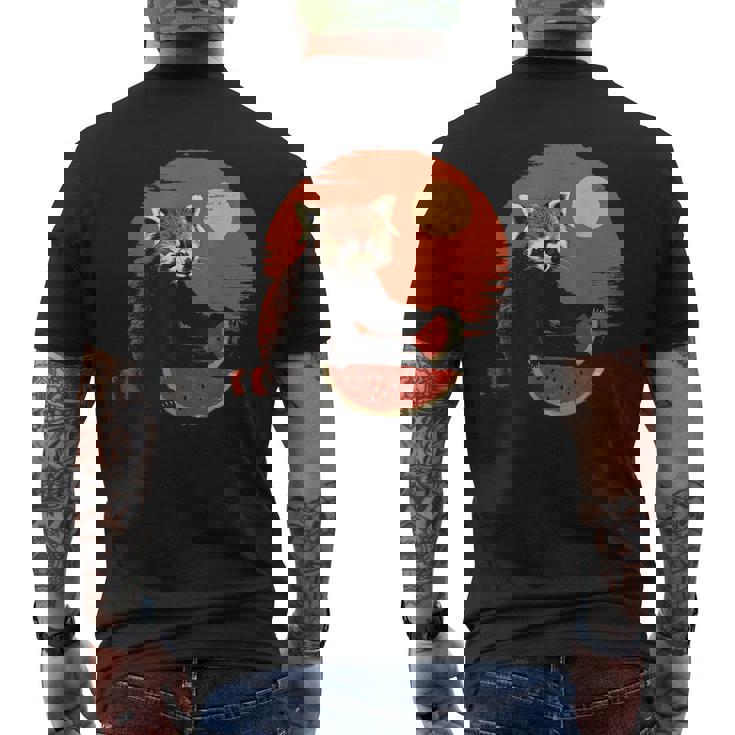 かわいいリトルパンダ くまの子 レッサーパンダ ベビーパンダ メンズTシャツ バックプリント