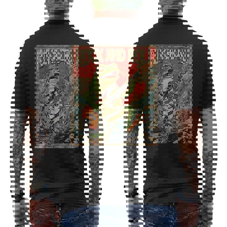 カエル 演奏 ベース ギター ロック オン ヴィンテージ ロック ギタリスト カエル メンズTシャツ バックプリント