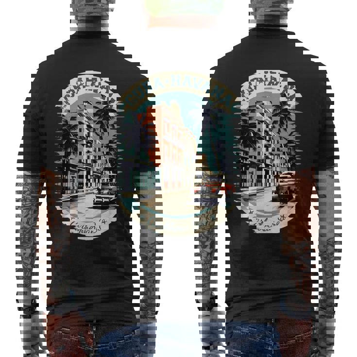 キューバ ハバナ レトロ 車 ヴィンテージ カリブ海のヤシの木 メンズTシャツ バックプリント