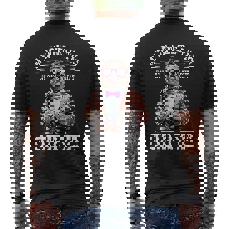 ナマケモノのスーツでおねしょの日々は恥ずかしいけど恥ずかしい。 メンズTシャツ バックプリント