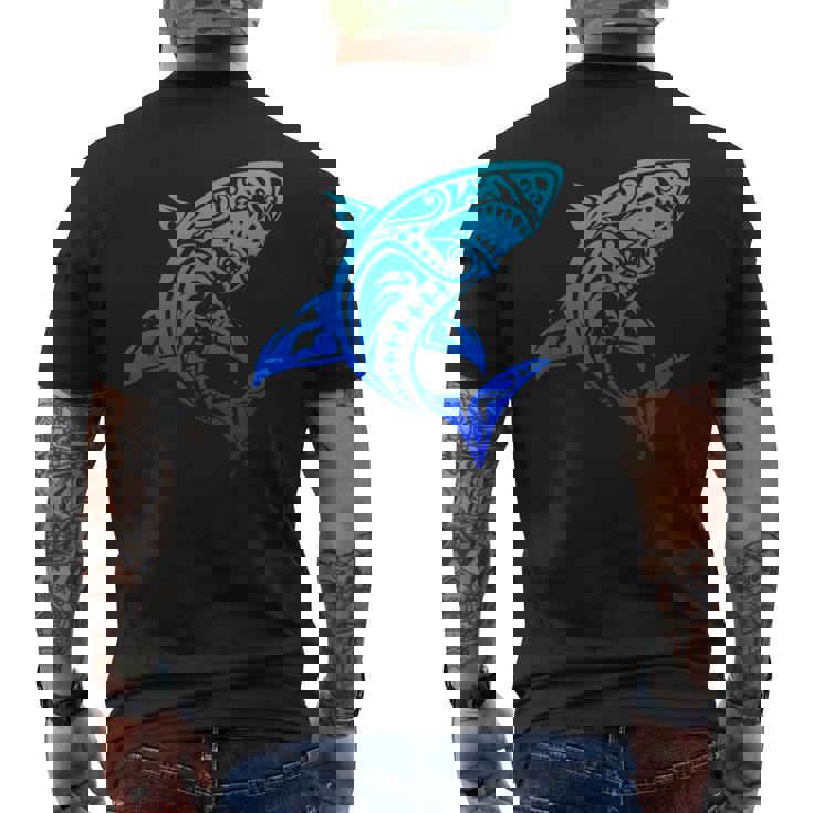 ハワイアン トライバル シャーク ポリネシアン タトゥースタイル バケーション メンズTシャツ バックプリント