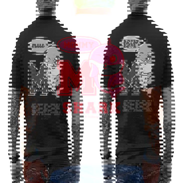 ママシャーク・レトロ・ベイシャーク・サメなかぞく・プレゼント・キッズ・メンズ・ウーマンズ メンズTシャツ バックプリント