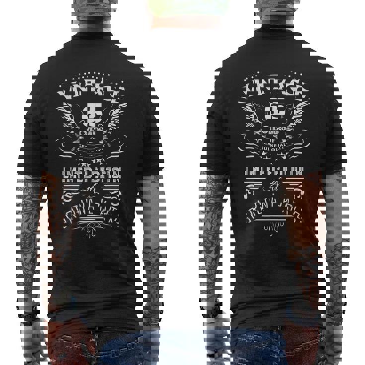 ヴィンテージ 65歳の誕生日 男性 65歳のギフト 65歳の誕生日 メンズTシャツ バックプリント