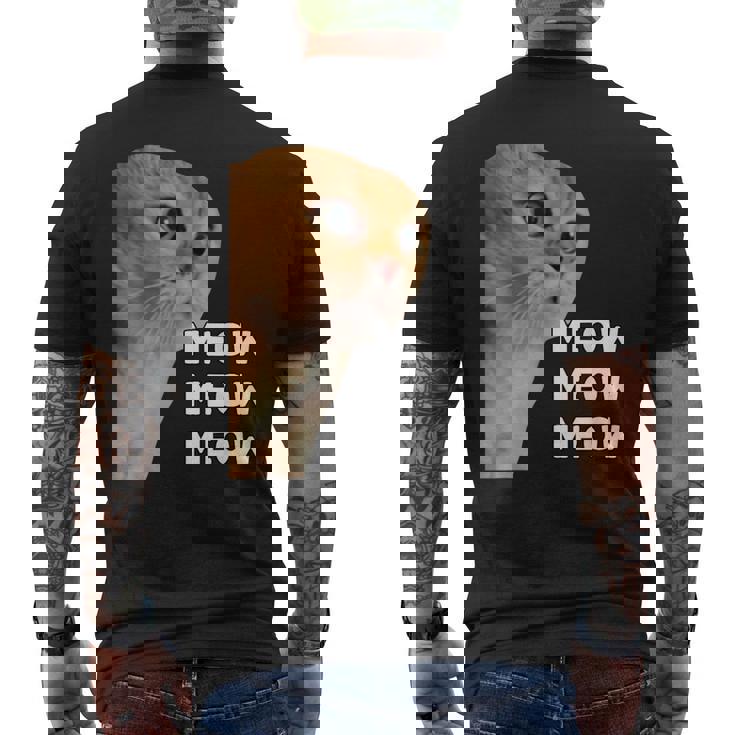 愚かなおしゃべり猫のミームニャーニャーニャー。 メンズTシャツ バックプリント