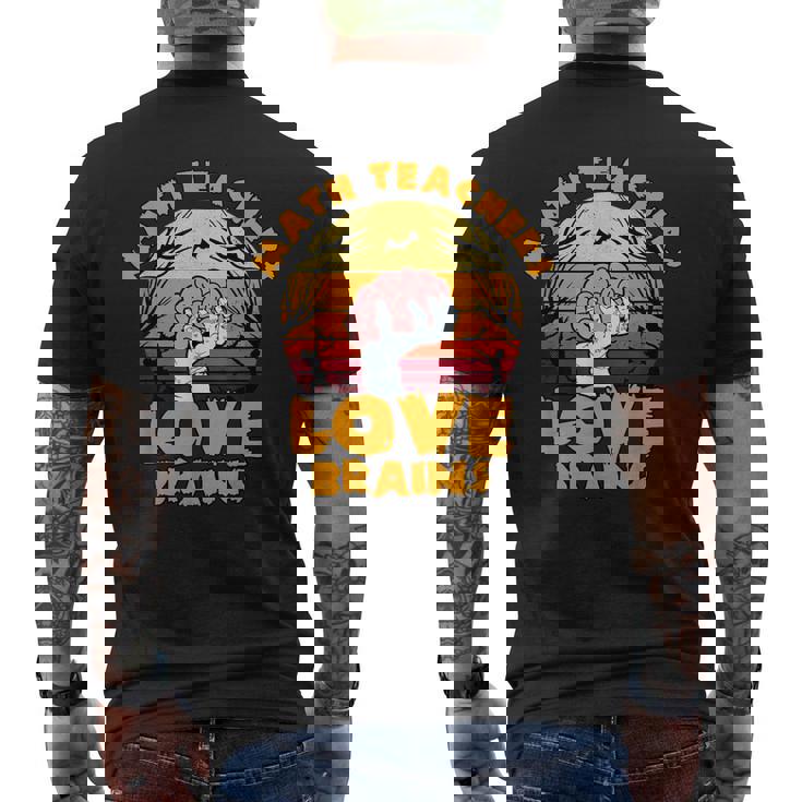 数学教師 Love Brains おもしろハロウィン ゾンビテーマ メンズTシャツ バックプリント