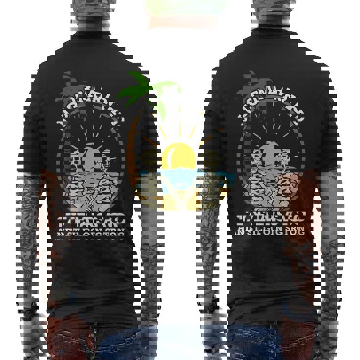 結婚記念日 カップル 結婚17年前 スケルトン メンズTシャツ バックプリント