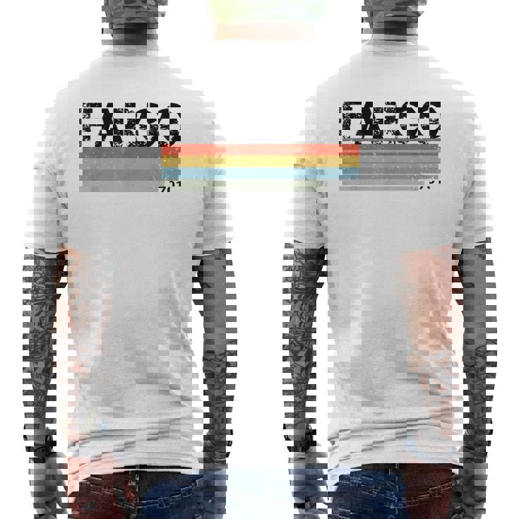 Fargo City レトロ ヴィンテージ ストライプ ギフトとお土産 メンズTシャツ バックプリント