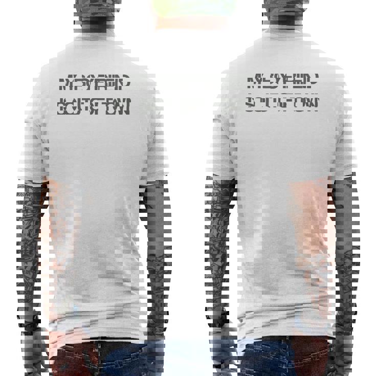 My Boyfriend Is Out Of Town メンズTシャツ バックプリント