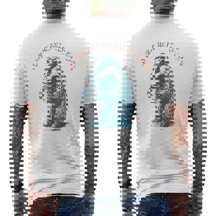 キャンセルされた計画の恋人 コーヒーを飲むアナグマ 長袖tシャツ メンズTシャツ バックプリント