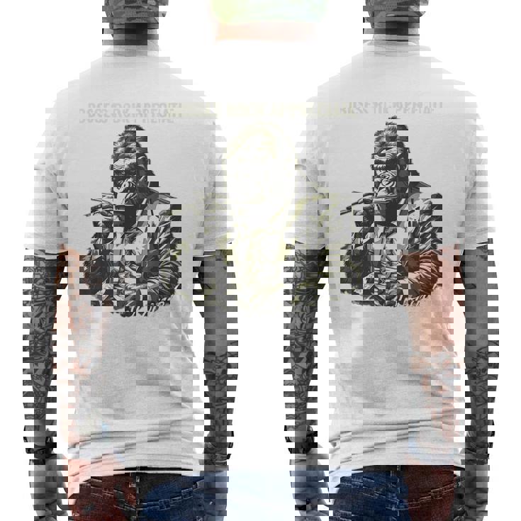 ボスゴリラ ビジネスユーモア アルファなリーダー メンズTシャツ バックプリント