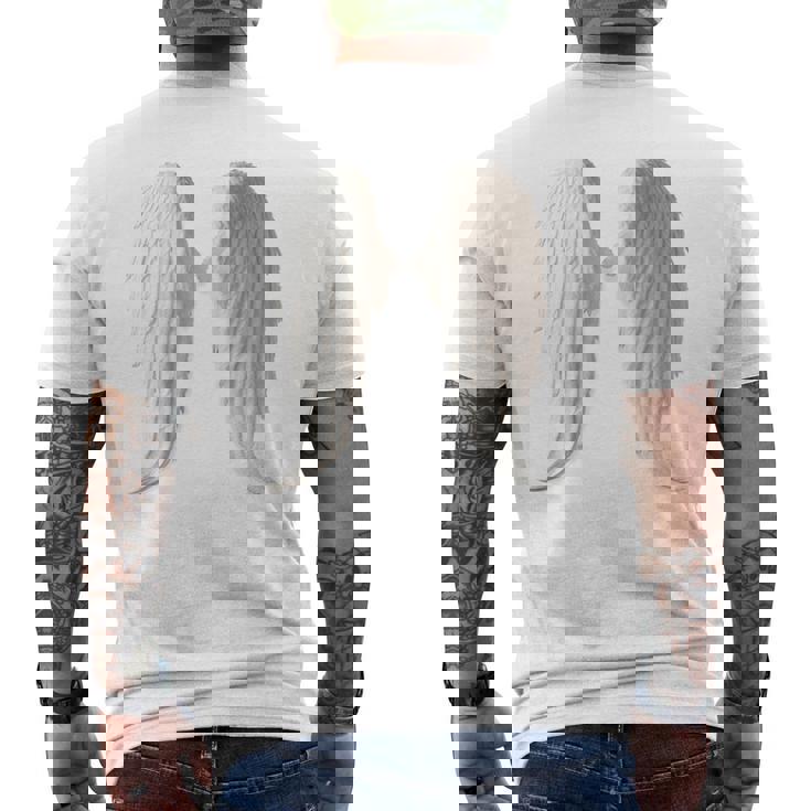 背面にリアルな白い天使の羽。 メンズTシャツ バックプリント