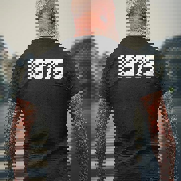 1975年生まれ 1975 誕生日 1975 メンズTシャツ バックプリント 高齢者への贈り物