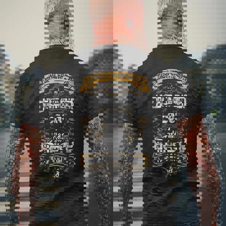 2005年12月に誕生したヴィンテージ20歳の誕生日レジェンド。 メンズTシャツ バックプリント 高齢者への贈り物