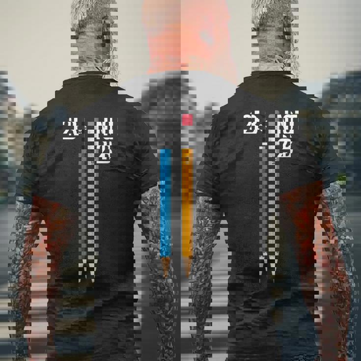 2B Or Not 2B 鉛筆 シェイクスピア ハムレット 引用 面白い メンズTシャツ バックプリント 高齢者への贈り物