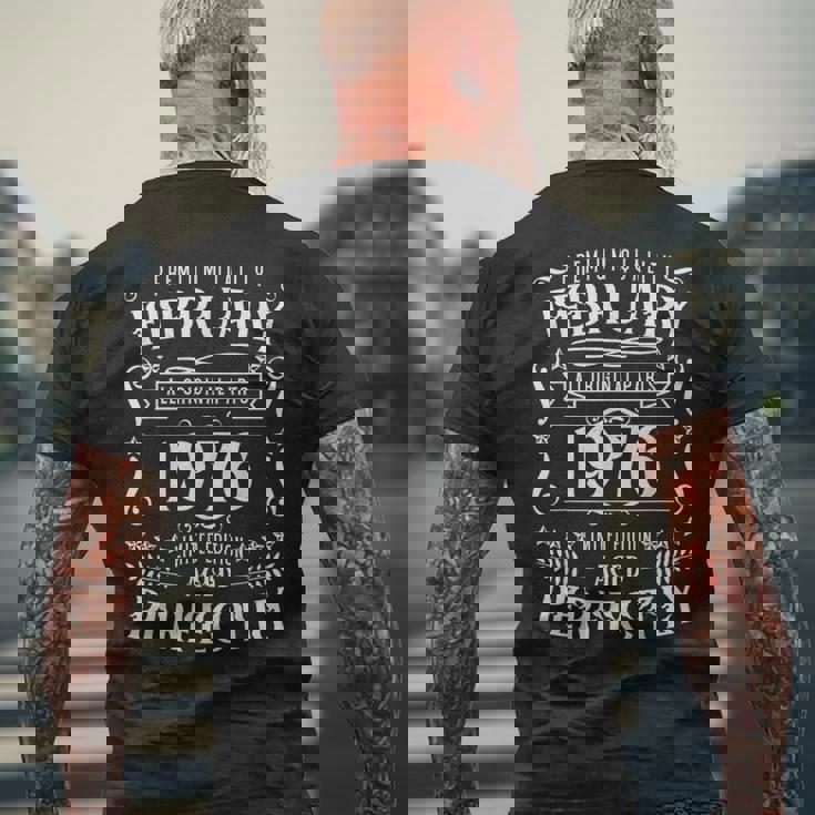 50歳の誕生日レジェンドは1976年2月に誕生しました。 メンズTシャツ バックプリント 高齢者への贈り物