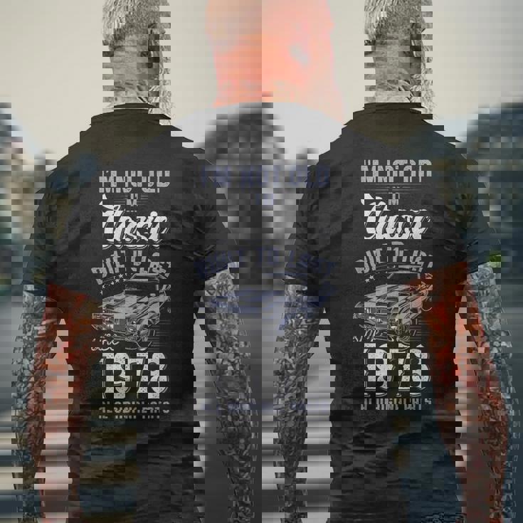 53歳の誕生日 1973年クラシックカー メンズTシャツ バックプリント 高齢者への贈り物