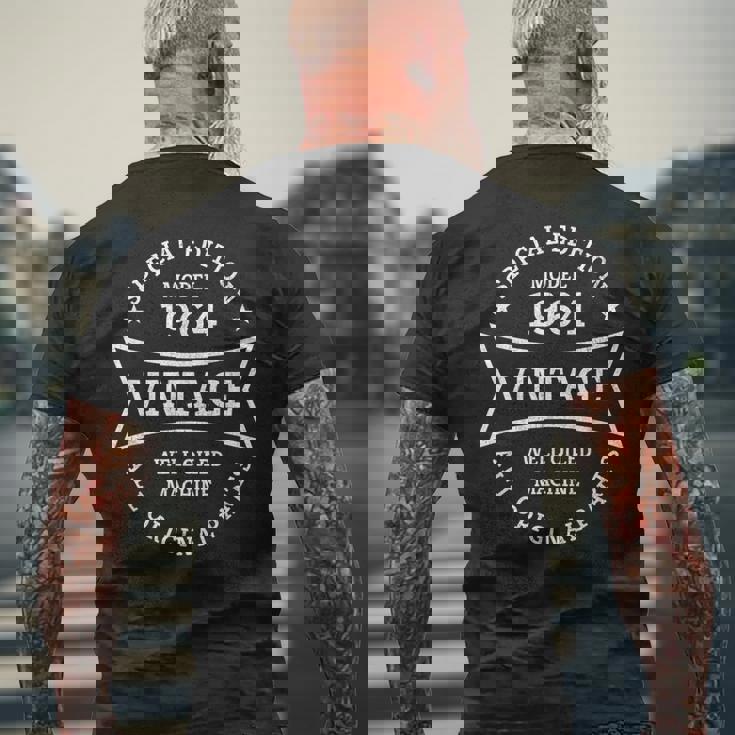 60Th Birthday 60歳 1964年生まれ ヴィンテージ 60歳 メンズTシャツ バックプリント 高齢者への贈り物