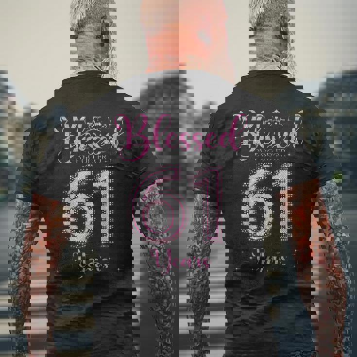 61歳 61歳 61歳 誕生日 61歳 誕生日 メンズTシャツ バックプリント 高齢者への贈り物