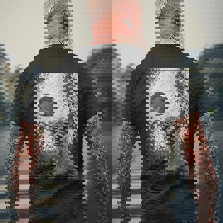 Alien Ufo Meme Chihuahua エイリアン Ufo ミーム チワワ メンズTシャツ バックプリント 高齢者への贈り物