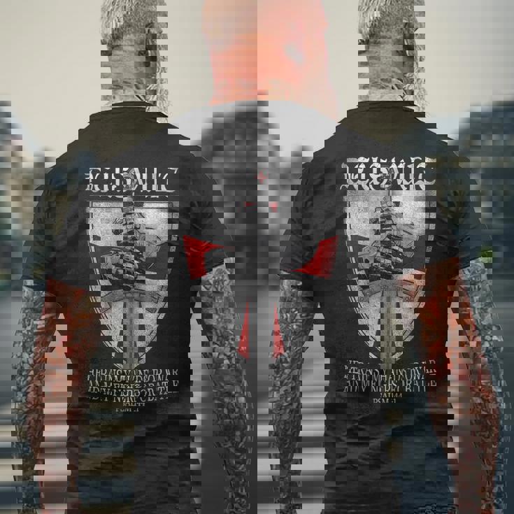 Deusult He Trains My Hands For War Templar Knights メンズTシャツ バックプリント 高齢者への贈り物