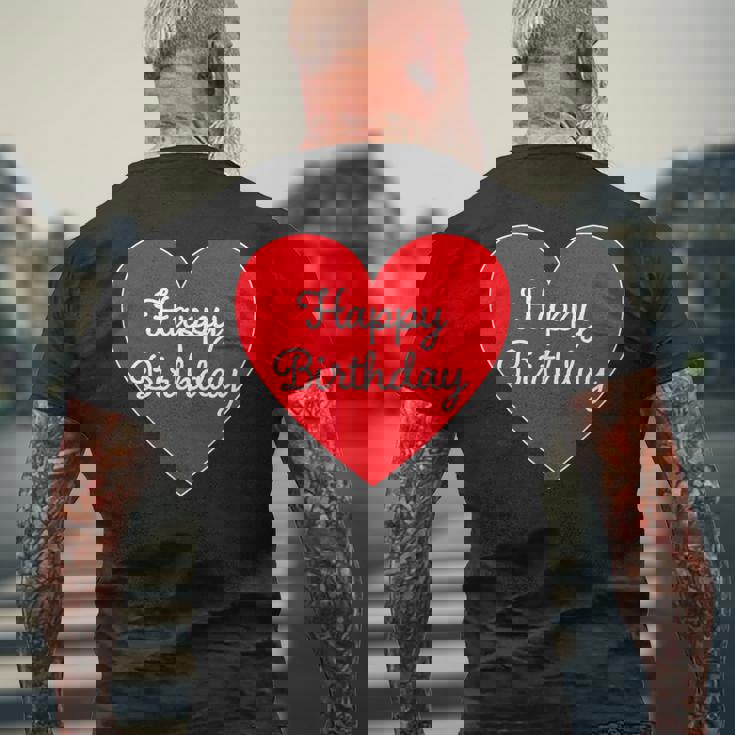 Happy Birthday ハッピーバースデー（お誕生日）ビッグハート サプライズイベント かわいい文字 デザイン メンズTシャツ バックプリント 高齢者への贈り物