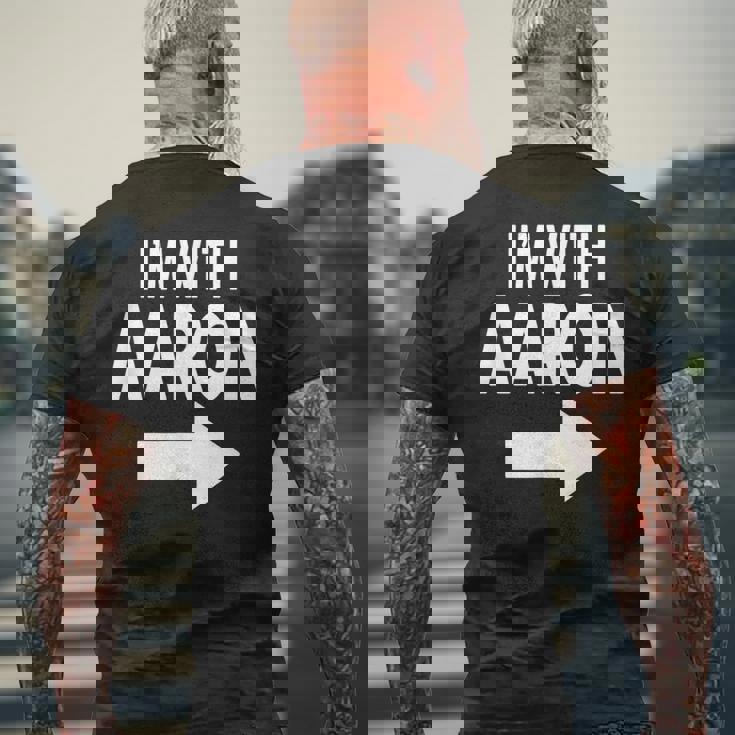 I'm With Aaron 名前 Aaron メンズTシャツ バックプリント 高齢者への贈り物