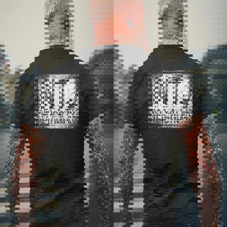 Intj パーソナリティタイプ 内向的 Intj メンズTシャツ バックプリント 高齢者への贈り物