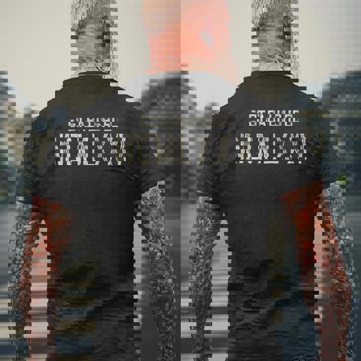 Mcmlxxv 1975年設立 ローマ数字。 メンズTシャツ バックプリント 高齢者への贈り物