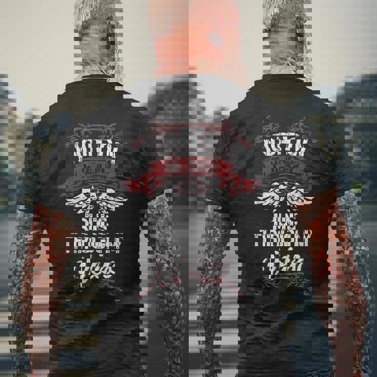 Norton Blood Runs Through Myeins 苗字 Family メンズTシャツ バックプリント 高齢者への贈り物