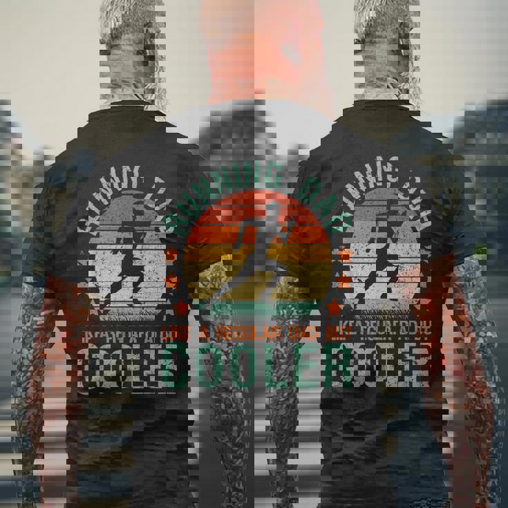 Papà Che Corre Divertente Maratoneta Jogger Regalo Per La T-shirt da uomo con stampa posteriore Regalos para ancianos