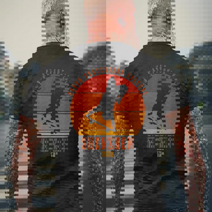 Shenzhen China スケートボーダーアーバン スケートボード メンズTシャツ バックプリント 高齢者への贈り物