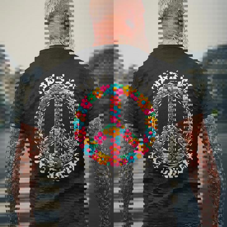 This Is My 60S Costume & 60'S Outfit 1960年代 ピースサイン メンズTシャツ バックプリント 高齢者への贈り物