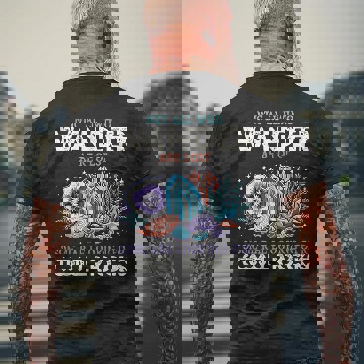 Wander Are Lostome Looking For Rocks Geologist メンズTシャツ バックプリント 高齢者への贈り物